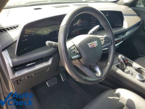 Used 2024 Cadillac XT4 Sport FWD image 20