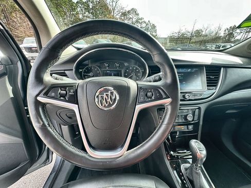 Certified 2019 Buick Encore Essence w/ Experience Buick Package image 11