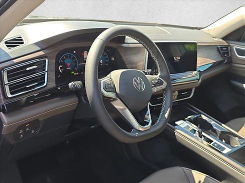 New 2026 Volkswagen Atlas SEL AWD/4WD image 8