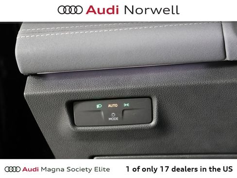 Used 2025 Volkswagen Tiguan SE R-Line AWD/4WD image 23