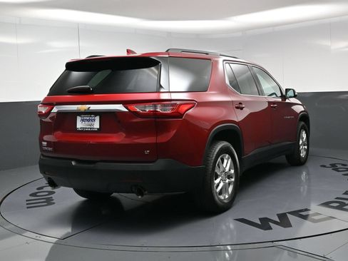 Used 2021 Chevrolet Traverse LT FWD image 9