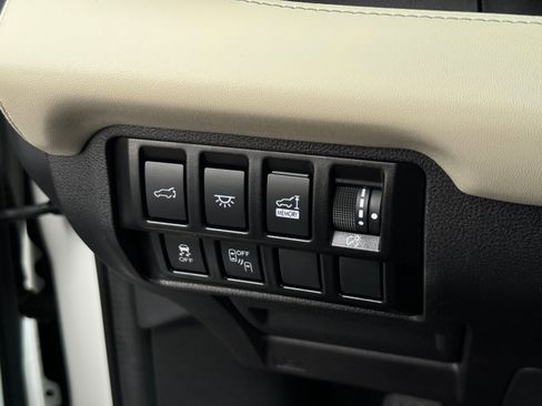 Used 2021 Subaru Ascent Limited w/ Technology Package image 37