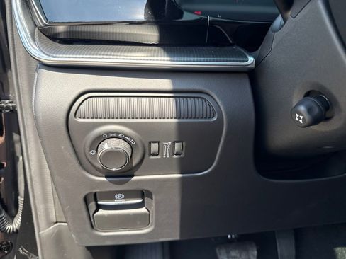 New 2026 Jeep Grand Wagoneer Summit AWD/4WD image 18