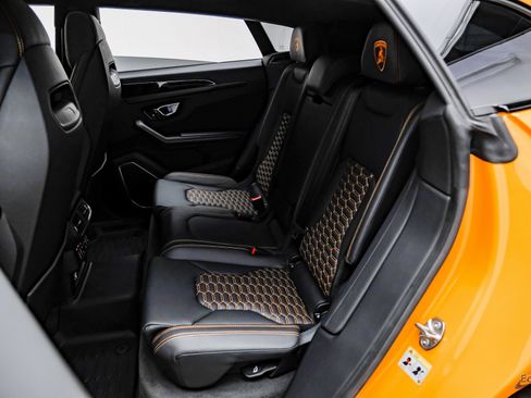 Used 2024 Lamborghini Urus S image 85