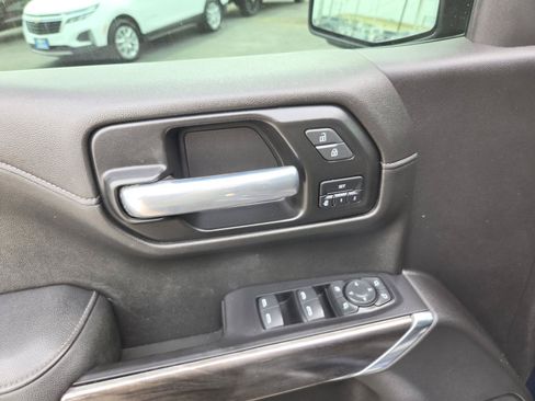 Used 2021 Chevrolet Silverado 1500 LTZ AWD/4WD image 16