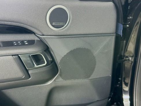 New 2026 Land Rover Discovery S image 21