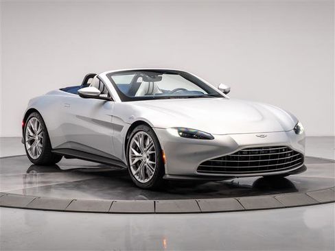 Used 2023 Aston Martin V8 Vantage Roadster image 1