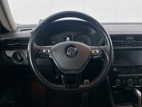 Used 2020 Volkswagen Passat 2.0T R-Line FWD image 18