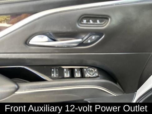 Used 2022 Cadillac Escalade ESV Sport Platinum w/ LPO, ONYX Package AWD/4WD image 9