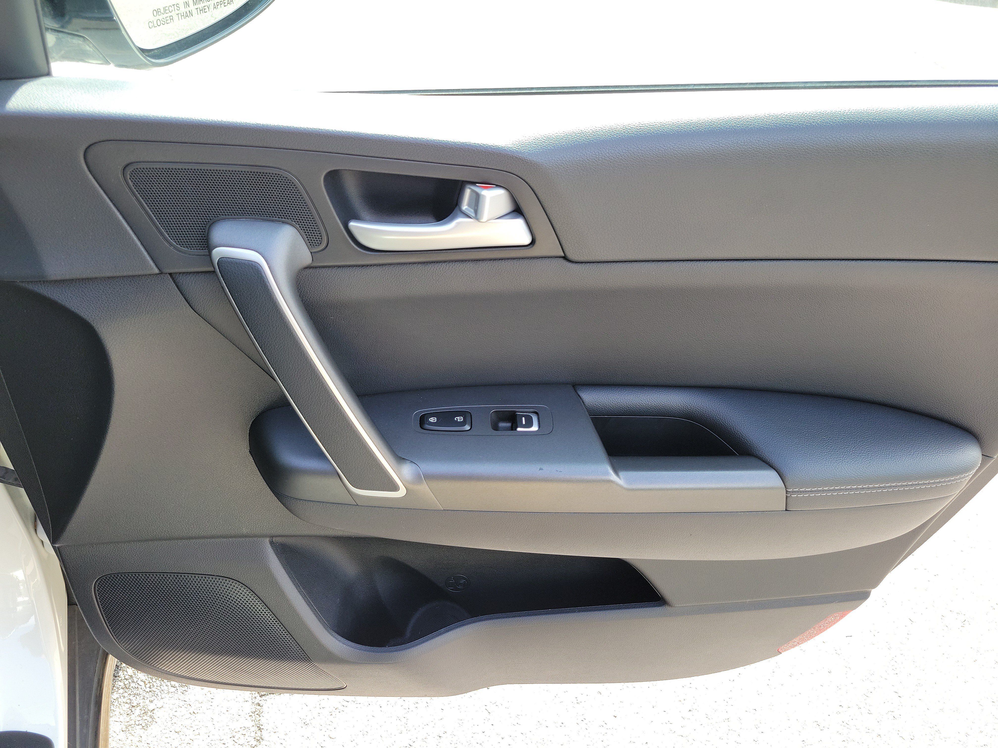 Used 2020 Kia Sportage S FWD image 10