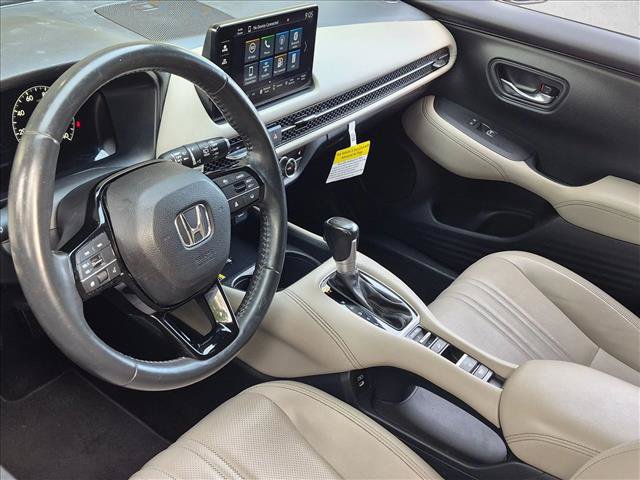 Used 2024 Honda HR-V EX-L image 9