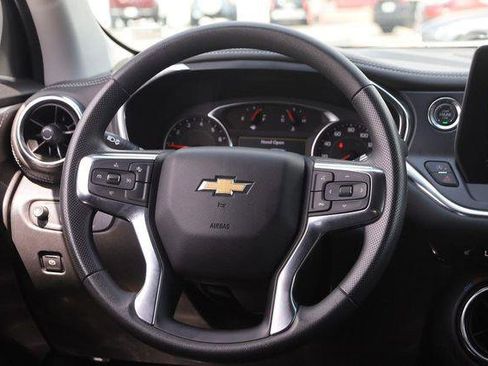 Used 2025 Chevrolet Blazer LT AWD/4WD image 22