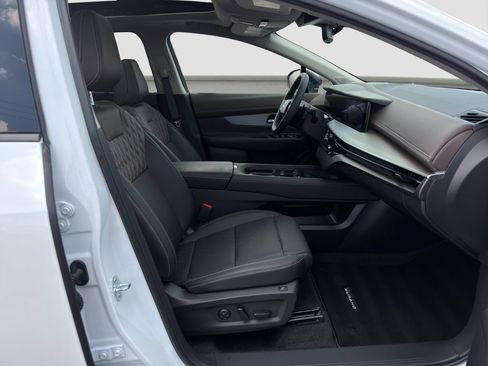 Used 2025 Nissan Murano Platinum AWD/4WD image 18