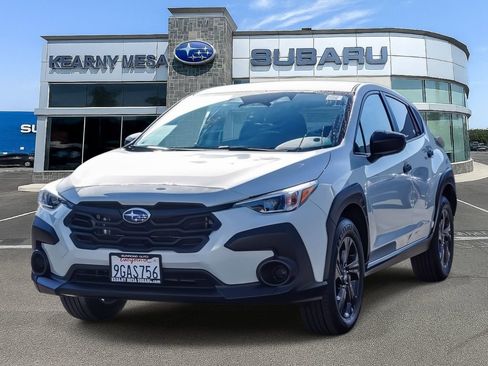 Used 2024 Subaru Crosstrek 2.0i AWD/4WD image 3