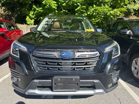 Used 2023 Subaru Forester Touring AWD/4WD image 5