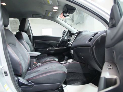 Used 2022 Mitsubishi Outlander Sport SE AWD/4WD image 20