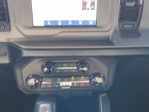 Certified 2022 Ford Bronco Outer Banks image 22