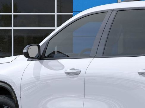 New 2027 Chevrolet Traverse RS AWD/4WD image 12