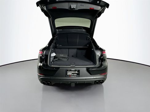 Certified 2025 Porsche Cayenne S image 36