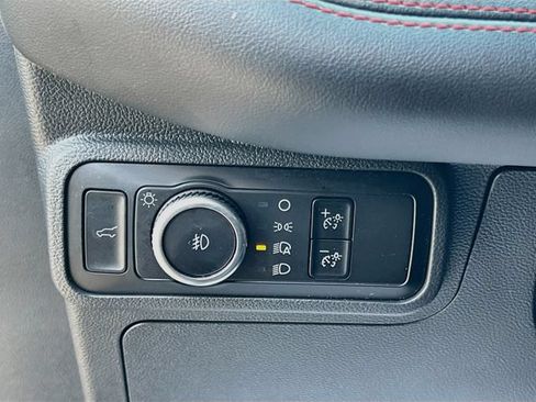 Certified 2025 Ford Explorer ST-Line AWD/4WD image 15