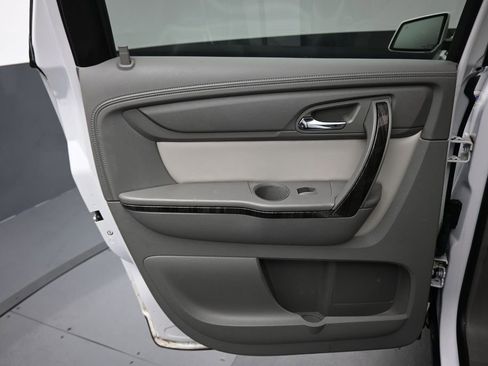 Used 2017 GMC Acadia Limited SLT AWD/4WD image 29