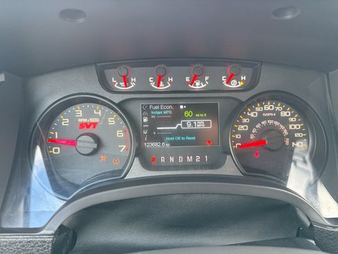 Used 2011 Ford F150 Raptor w/ SVT Exterior Graphics Pkg image 16