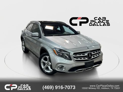 Used 2018 Mercedes-Benz GLA 250 4MATIC w/ Premium Package image 1