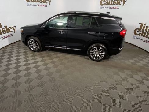 Used 2024 GMC Terrain Denali w/ Denali Premium Package image 5