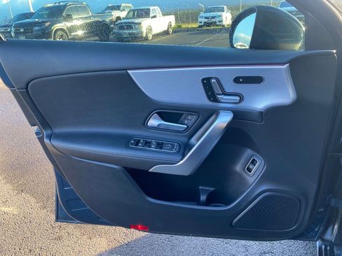 Used 2020 Mercedes-Benz A 220 image 32