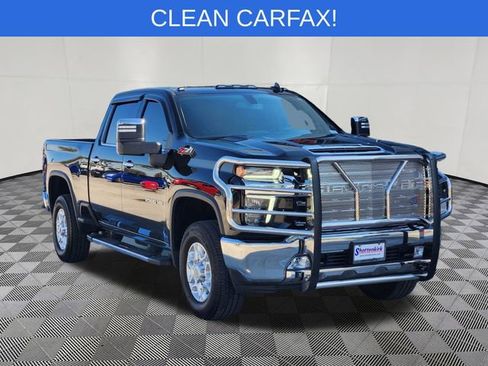 Used 2021 Chevrolet Silverado 2500 LTZ image 2