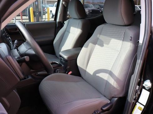 Used 2023 Toyota Tacoma SR image 9