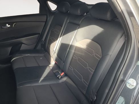 Used 2021 Kia Forte GT-Line w/ GT-Line Premium Package image 13