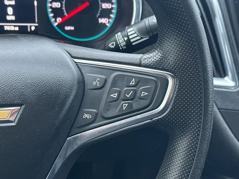 Used 2021 Chevrolet Malibu LT image 26