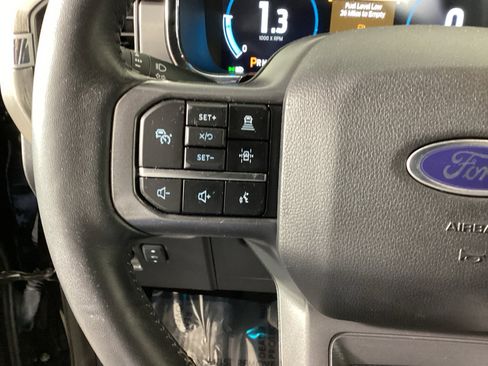 Used 2023 Ford F150 Lariat w/ Equipment Group 502A High image 19