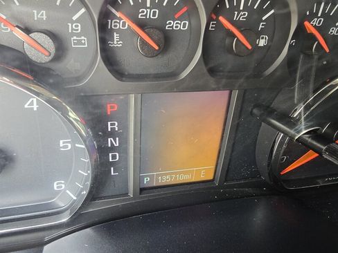 Used 2018 Chevrolet Silverado 1500 Custom w/ Custom Value Package image 20