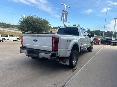 Used 2023 Ford F350 Lariat w/ Lariat Ultimate Package AWD/4WD image 8