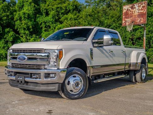 Used 2017 Ford F350 King Ranch w/ Chrome Package AWD/4WD image 4
