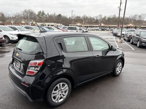 Used 2020 Chevrolet Sonic LT image 7