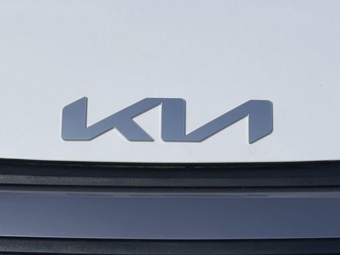 New 2026 Kia Sportage LX FWD image 27