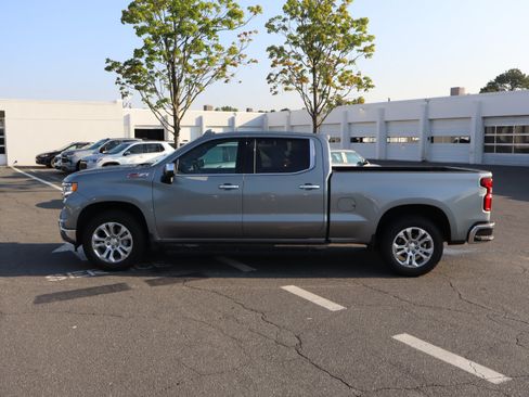 Used 2024 Chevrolet Silverado 1500 LTZ w/ Z71 Off-Road Package AWD/4WD image 7