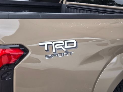 Used 2026 Toyota Tacoma TRD Sport AWD/4WD image 8