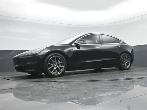 Used 2019 Tesla Model 3 Performance image 49