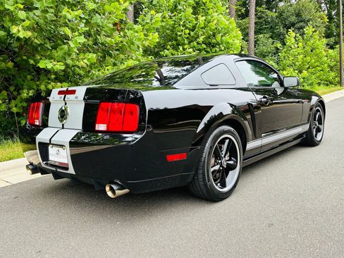 Used 2007 Ford Mustang GT RWD image 13
