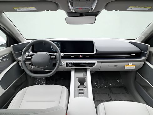 New 2025 Hyundai Ioniq 6 SEL AWD/4WD image 18