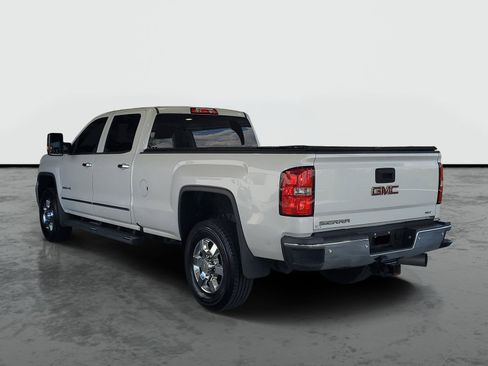 Used 2019 GMC Sierra 3500 SLT w/ Duramax Plus Package AWD/4WD image 3