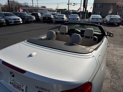 Used 2015 BMW 435i xDrive Convertible image 31