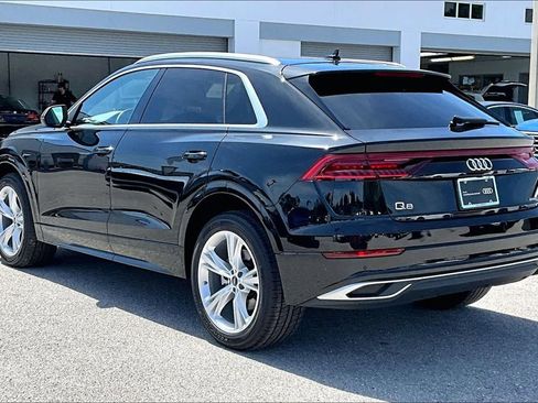 Certified 2023 Audi Q8 Premium AWD/4WD image 7
