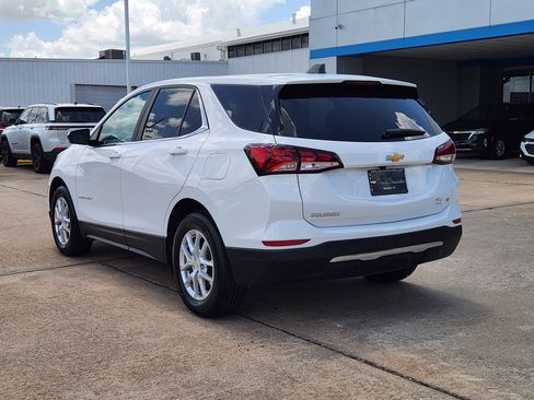 Used 2024 Chevrolet Equinox LT FWD image 8