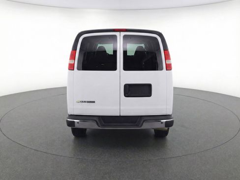 Used 2025 Chevrolet Express 3500 LT w/ LT Preferred Equipment Group image 7