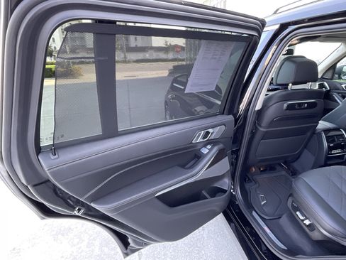 Certified 2024 BMW X7 xDrive40i image 23